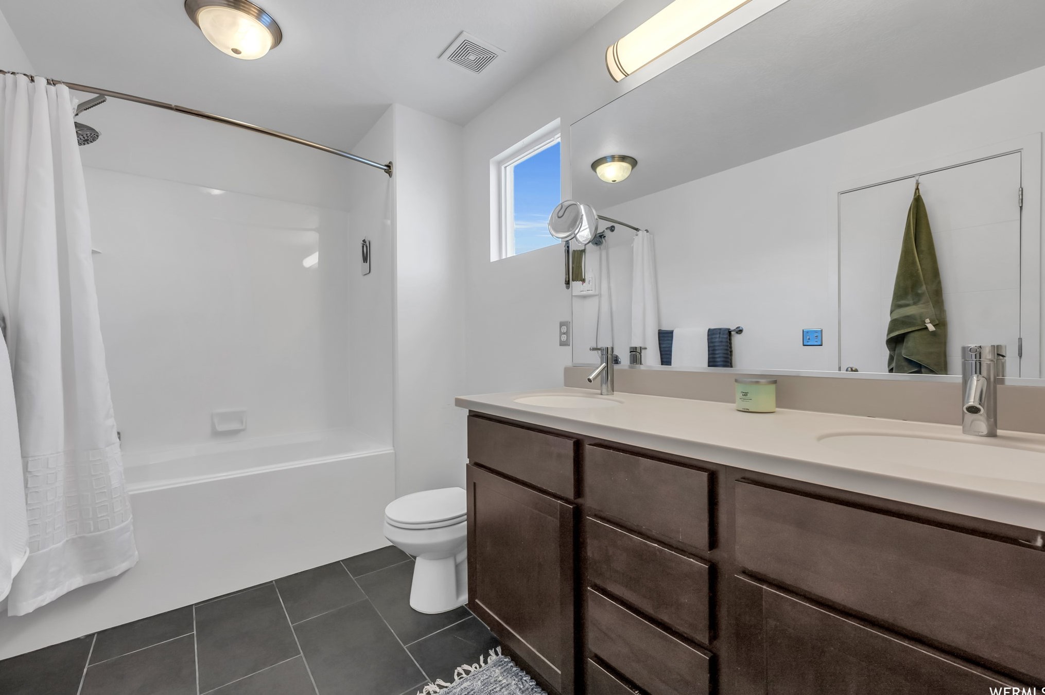 11628 Alexandria Dr, Riverton UT 84095-5997 exterior