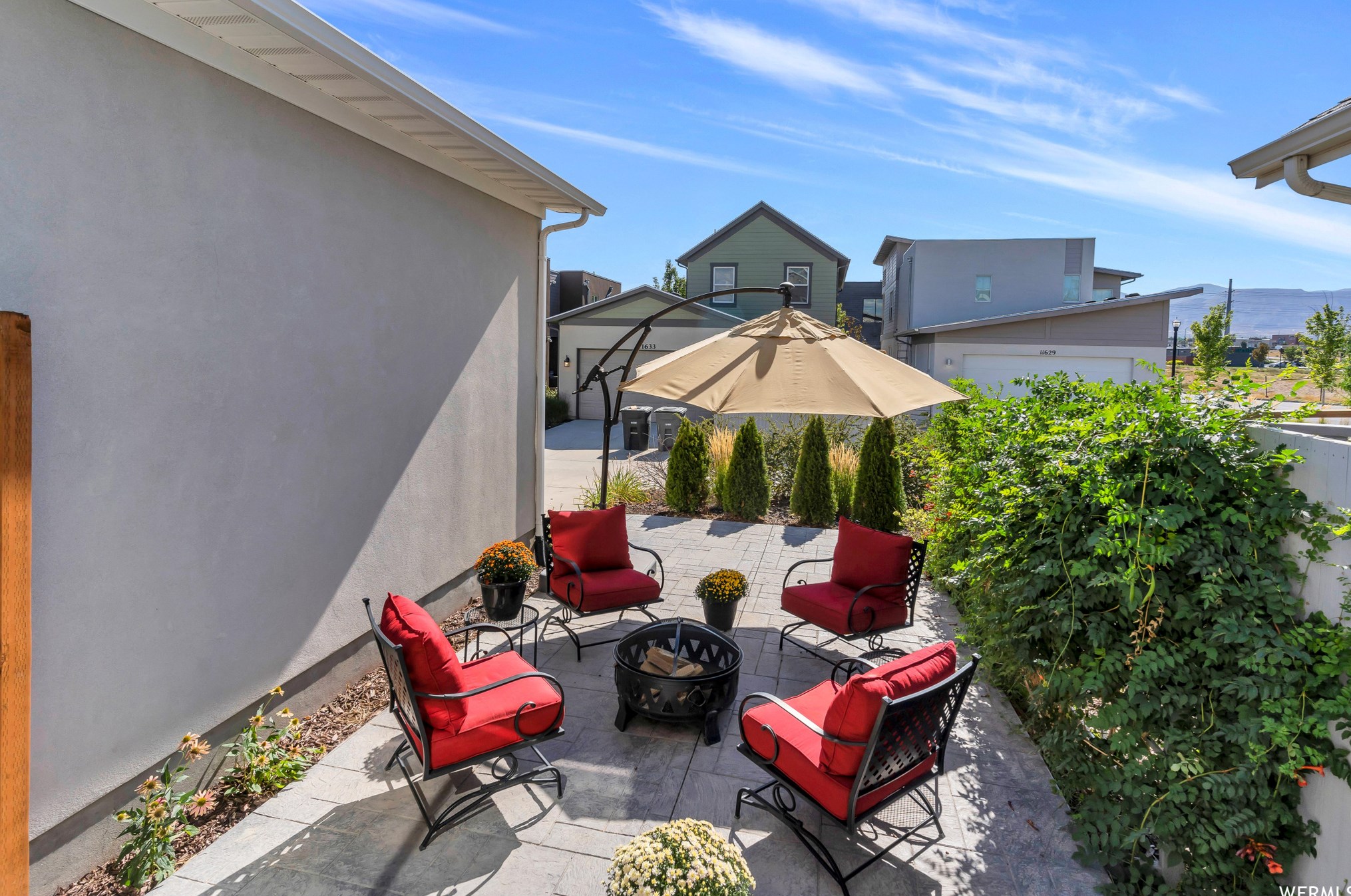 11614 Alexandria Dr, Riverton UT 84095-5997 exterior