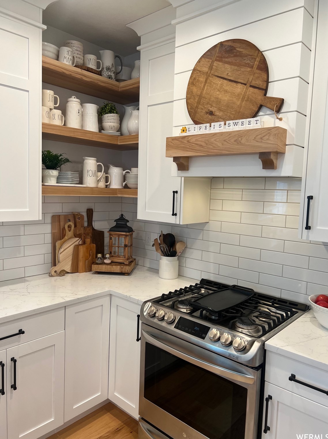 2166 1025, Syracuse UT 84075-7079 exterior