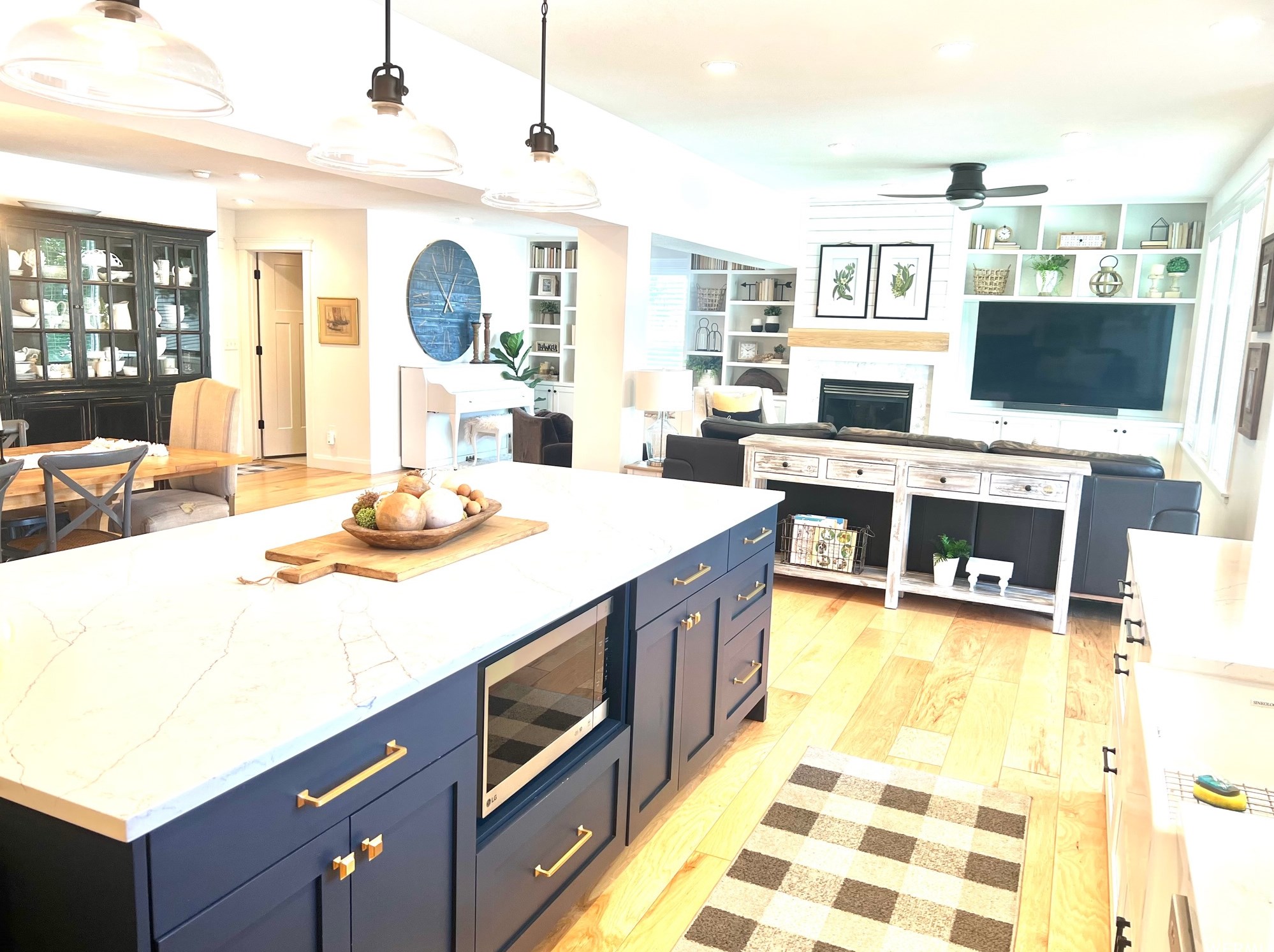 2166 1025, Syracuse UT 84075-7079 exterior