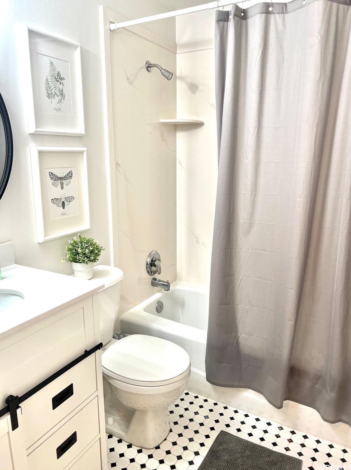 2166 1025, Syracuse UT 84075-7079 exterior