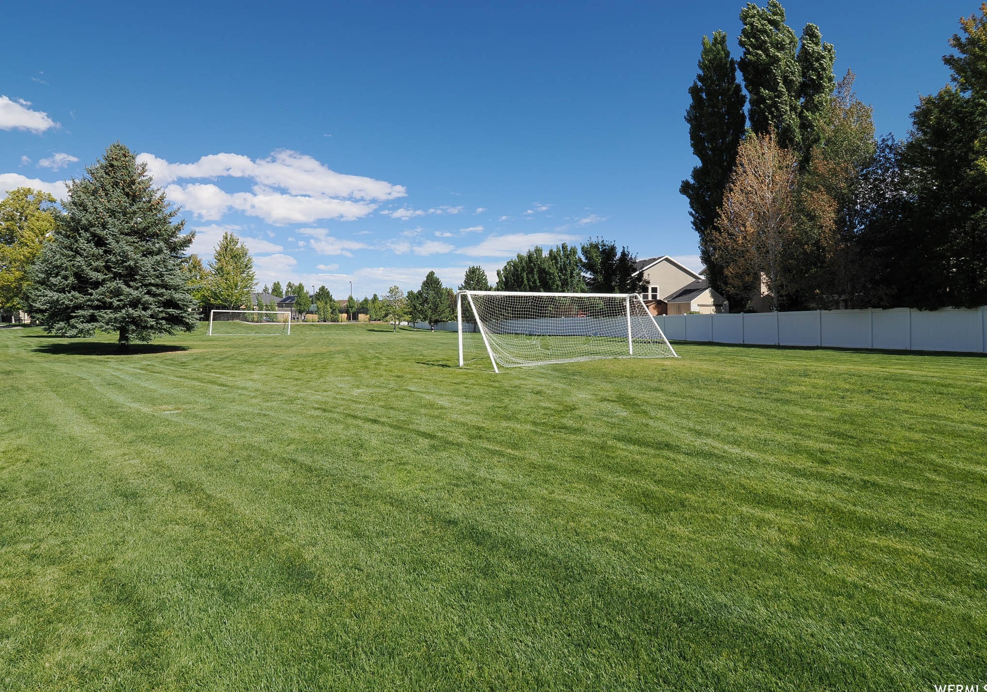 10901 Poplar Brk Pl, Riverton UT 84095-3942 exterior