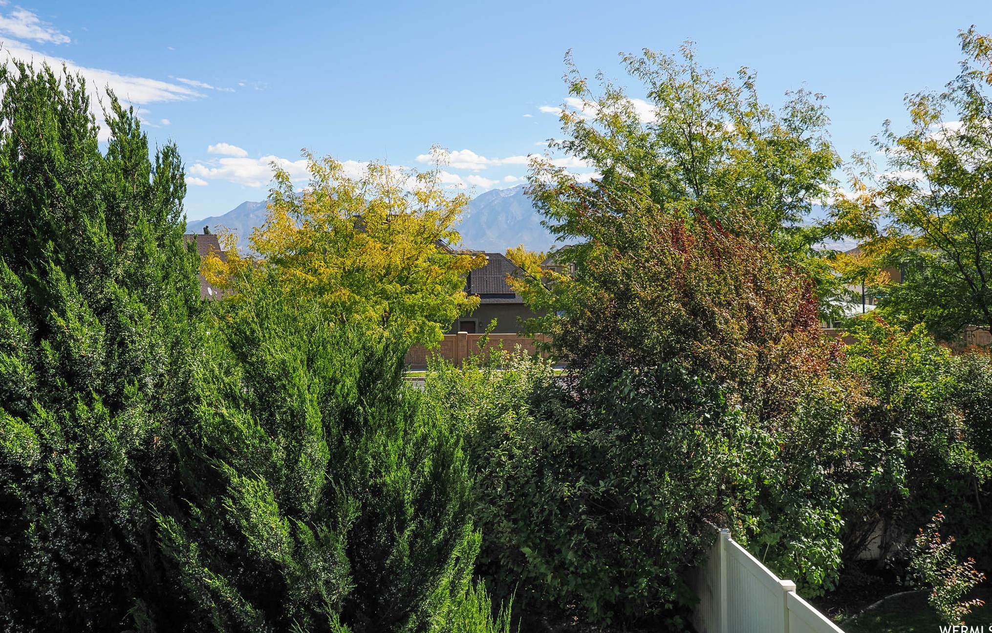 10901 Poplar Brk Pl, Riverton UT 84095-3942 exterior