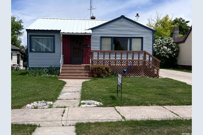 256 S 9th St S, Montpelier, ID 83254 - Photo 1
