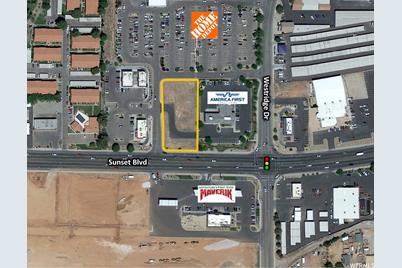 1594 W Sunset Blvd N #3, Saint George, UT 84770 - Photo 1