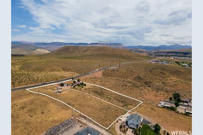 560 N 1380 W, Hurricane, UT 84737 - Photo 1