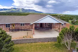 422 S Creek Rd, Monticello, UT 84535 - Photo 3