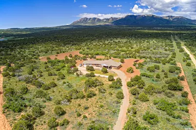 422 S Creek Rd, Monticello, UT 84535 - Photo 9