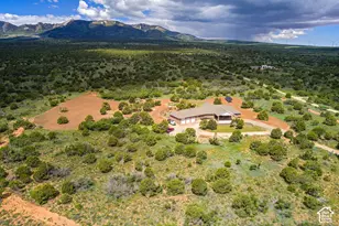 422 S Creek Rd, Monticello, UT 84535 - Photo 11