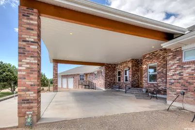 422 S Creek Rd, Monticello, UT 84535 - Photo 3