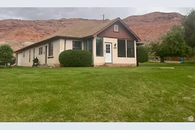 195 E 200 N, Moab, UT 84532 - Photo 9