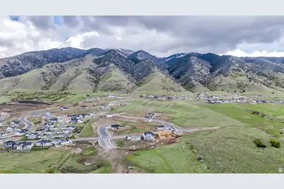 642 E 250 N #28, Providence, UT 84332 - Photo 5