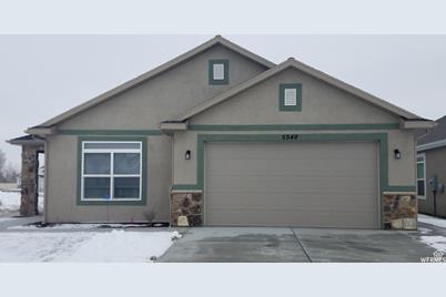 5549 S 5600 W, Hooper, UT 84315 - Photo 1