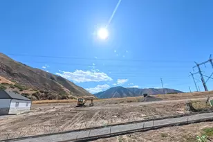 301 E Mapleton Estates Dr S, Mapleton, UT 84664 - Photo 1