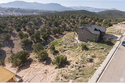 115 S Kingsbury Dr, Cedar City, UT 84720 - Photo 1