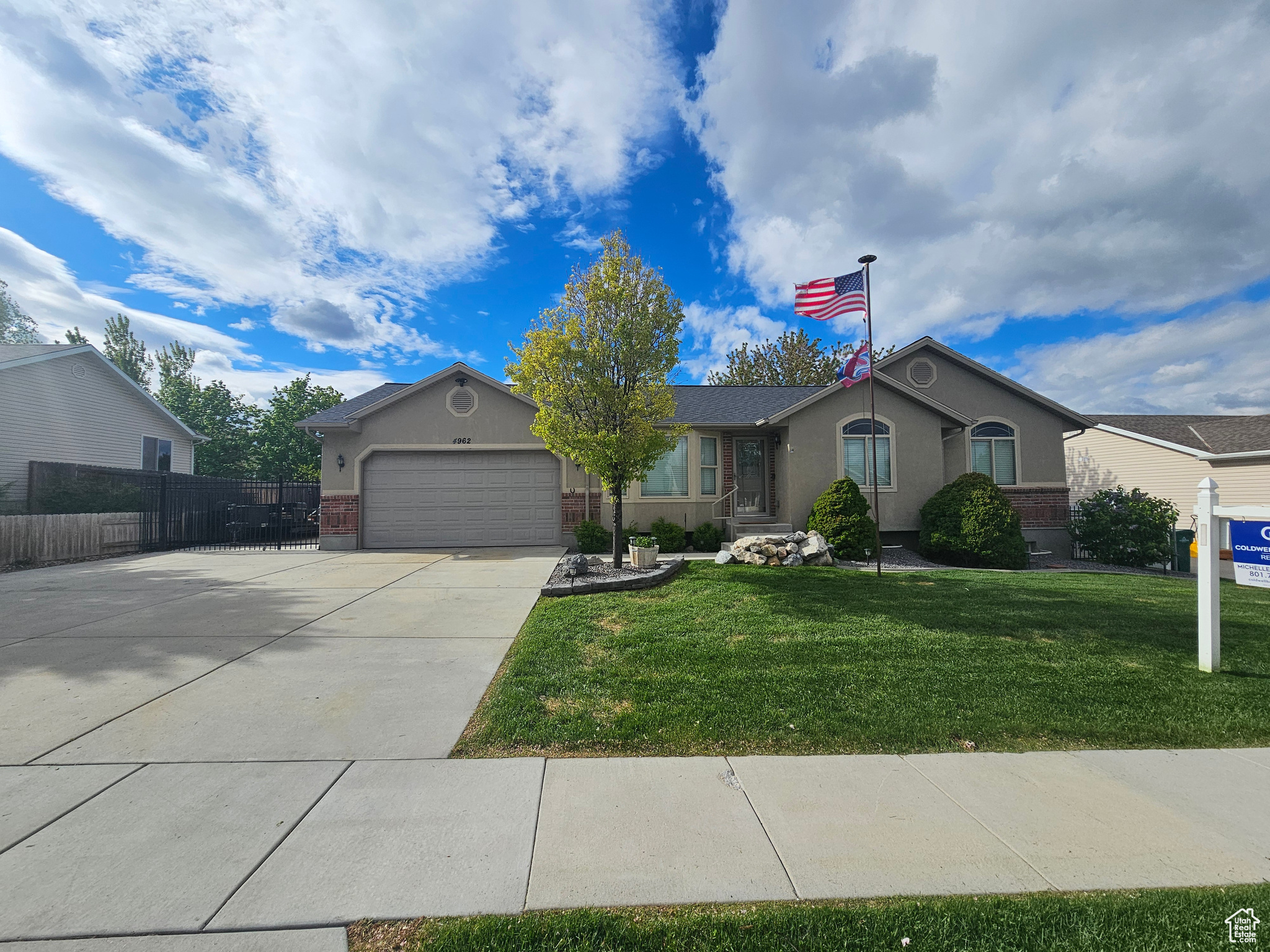 4962 W Kessler Peak Dr S, Riverton, UT 84096 - MLS 1996090 - Coldwell ...