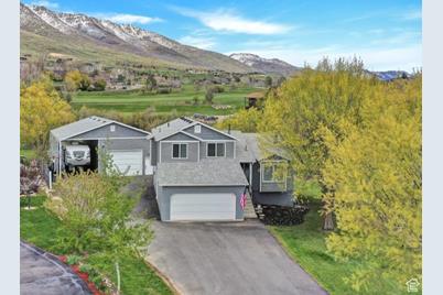 3698 N Willow Brooke Ln, Eden, UT 84310 - Photo 1