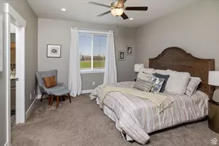 45 N Village Park Dr E, Layton, UT 84041 - Photo 27