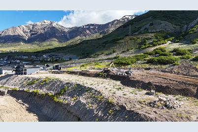 1472 E 3090 N #302, North Ogden, UT 84414 - Photo 1