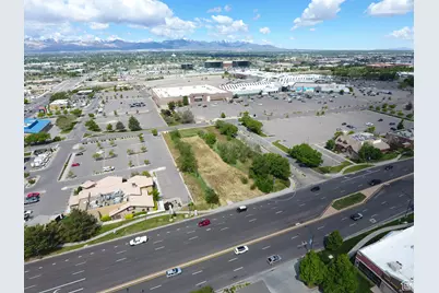 10510 S State St, Sandy, UT 84070 - Photo 1