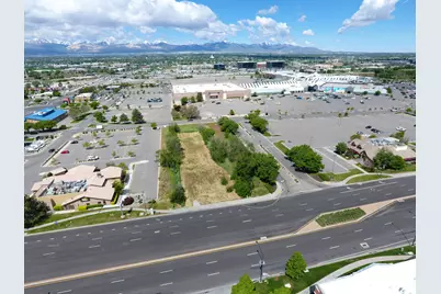 10510 S State St, Sandy, UT 84070 - Photo 3