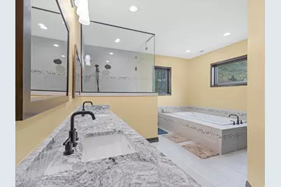 422 S Maryfield Dr, Salt Lake City, UT 84108 - Photo 27