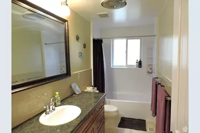 325 N 100 W, Delta, UT 84624 - Photo 35