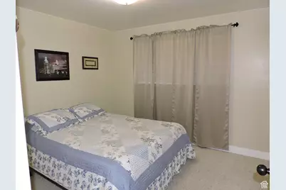 325 N 100 W, Delta, UT 84624 - Photo 33