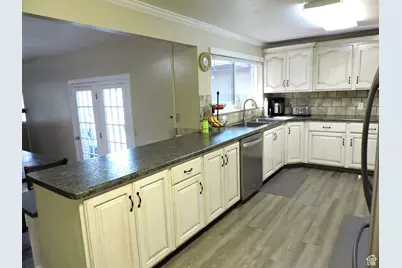 325 N 100 W, Delta, UT 84624 - Photo 7