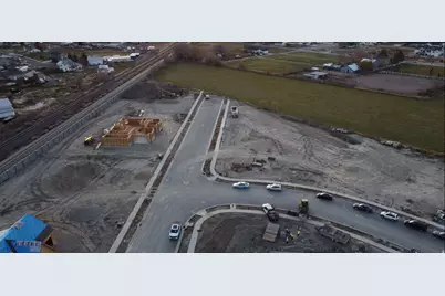 1405 N Whisper Hollow Cir #113, Lehi, UT 84043 - Photo 3