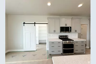 626 W Cottle Ln, Farmington, UT 84025 - Photo 23