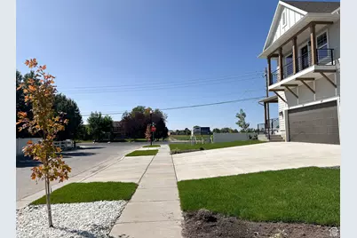 626 W Cottle Ln, Farmington, UT 84025 - Photo 5