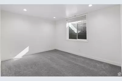 984 S Crossed Arrows Cir, Garden City, UT 84028 - Photo 33