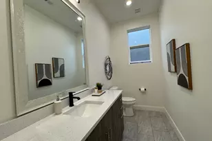 136 S 700 E, Salt Lake City, UT 84102 - Photo 17