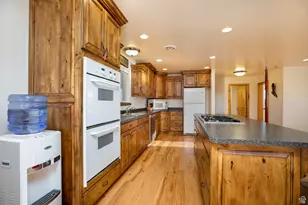 12495 E Solitude Dr, Lapoint, UT 84039 - Photo 13