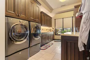 2596 E Flint St, Saint George, UT 84790 - Photo 39