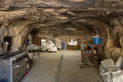 1035 S Montezuma Canyon Rd, Monticello, UT 84535 - Photo 23