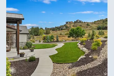 6462 Summit Cv, Huntsville, UT 84317 - Photo 9