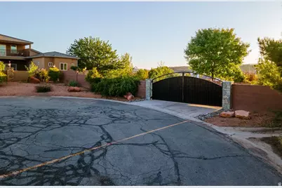 1021 W Churrea Dr, Washington, UT 84780 - Photo 87