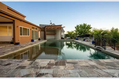 1021 W Churrea Dr, Washington, UT 84780 - Photo 9