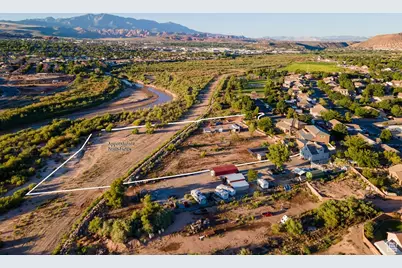 1021 W Churrea Dr, Washington, UT 84780 - Photo 11