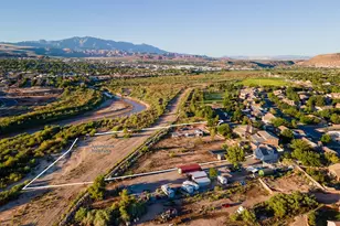1021 W Churrea Dr, Washington, UT 84780 - Photo 11