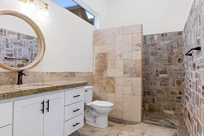1021 W Churrea Dr, Washington, UT 84780 - Photo 77