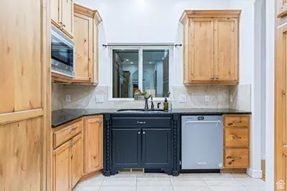 1021 W Churrea Dr, Washington, UT 84780 - Photo 25