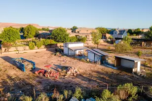 1021 W Churrea Dr, Washington, UT 84780 - Photo 9