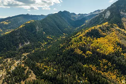 9407 E Wild Clematis Ln S, Salt Lake City, UT 84121 - Photo 25