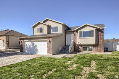 2114 S 50 E, Clearfield, UT 84015 - Photo 1