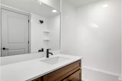 35 E 150 S #102E, Garden City, UT 84028 - Photo 27