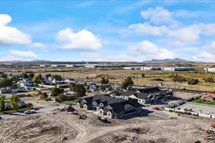 6081 W Parkway Blvd S, West Valley, UT 84128 - Photo 47