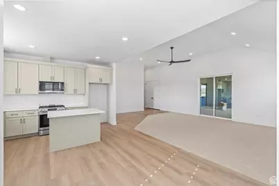 6081 W Parkway S #GALLO, West Valley, UT 84128 - Photo 33